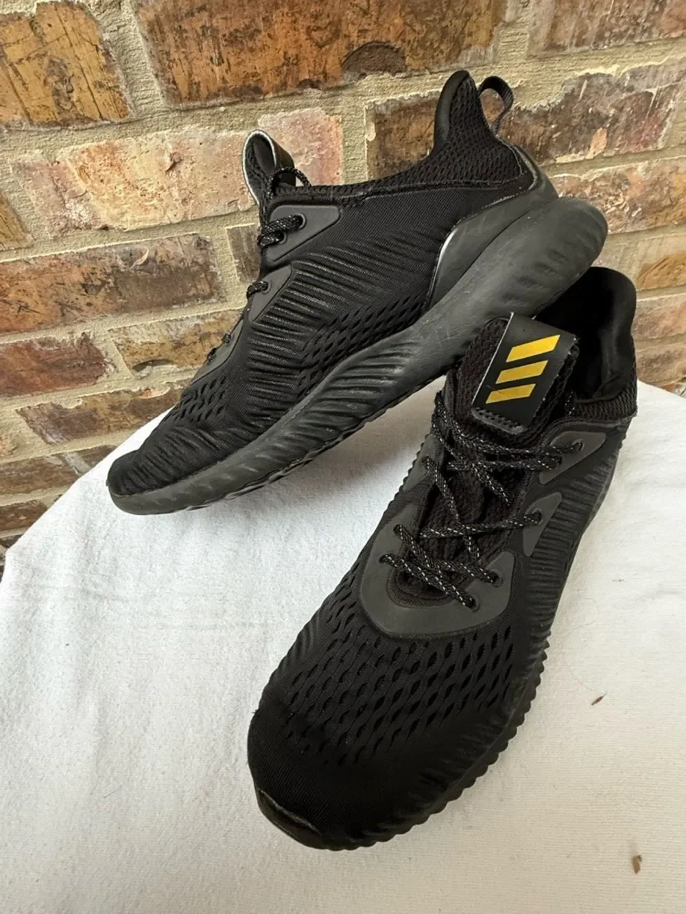 adidas alphabounce core